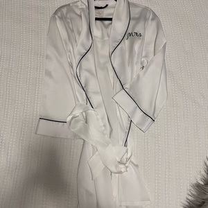 Kate Spade Mrs. Silk Robe - sz Lrg/XL